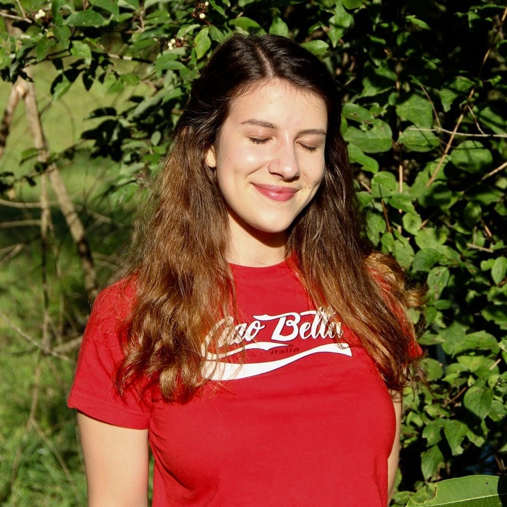 Meet your Posher, Bella